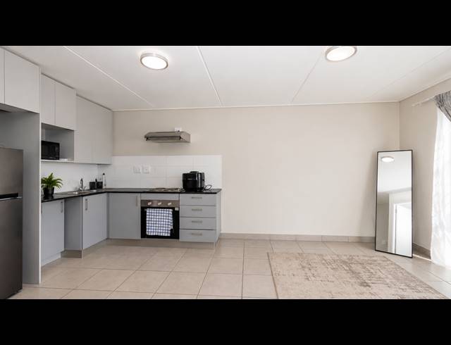 2 BEDROOM APARTMENT FOR SALE IN GROENVALLEI